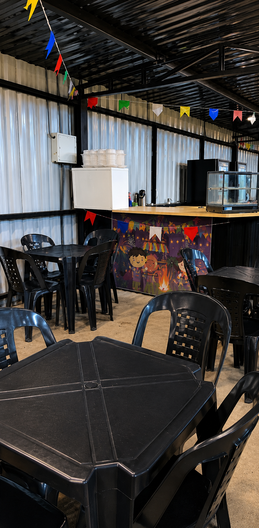 Ambiente da Park Sports com pessoas reunidas